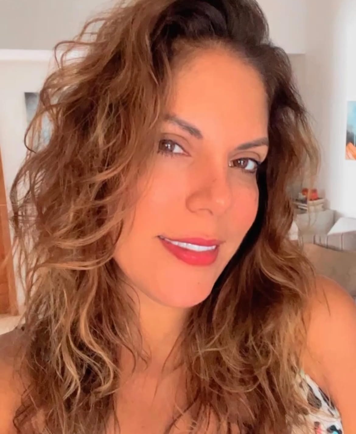 VERÔNICA PIMENTEL | EGOMANIA